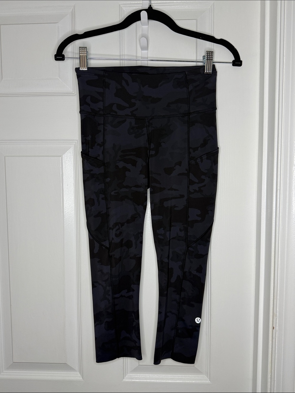 Lululemon Fast Free HR Crop - Incognito Camo Multi Grey